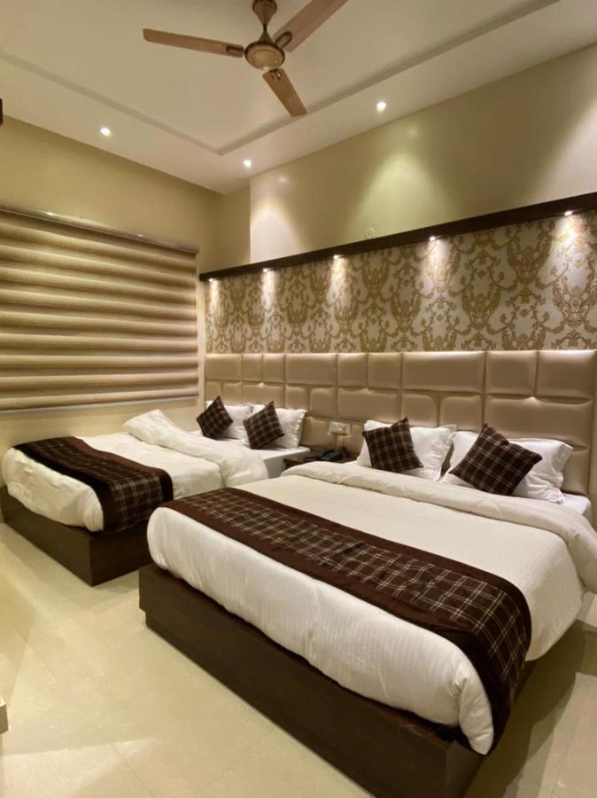 Hotel Blossom Inn Amritszár Kültér fotó
