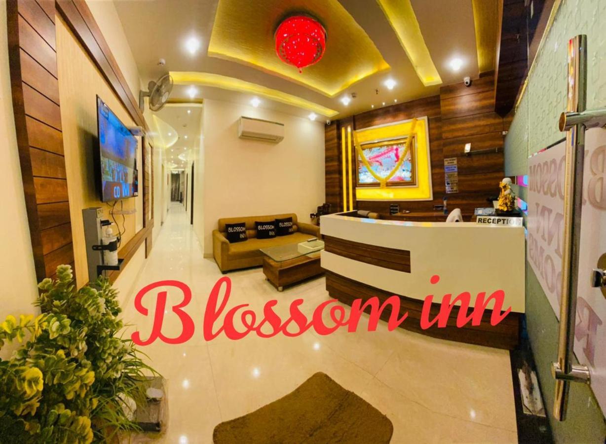 Hotel Blossom Inn Amritszár Kültér fotó