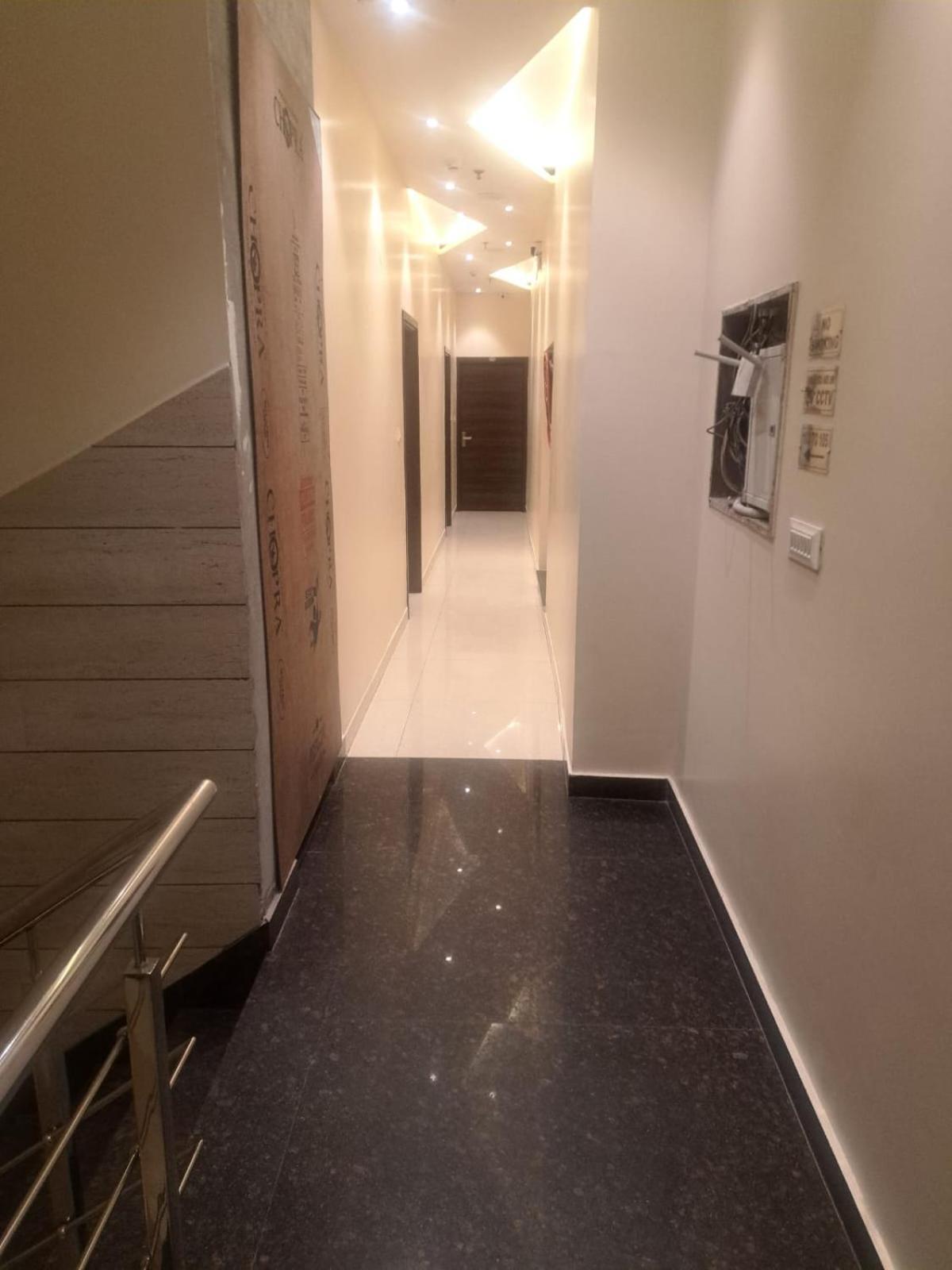 Hotel Blossom Inn Amritszár Kültér fotó